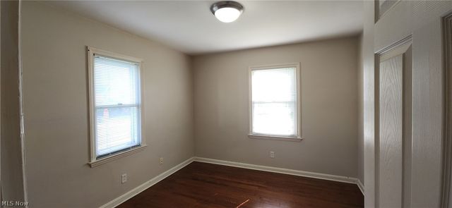 2827 Norwood Street, Cuyahoga Falls, OH 44221