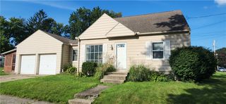 2827 Norwood Street, Cuyahoga Falls, OH 44221
