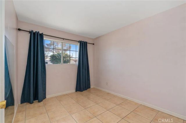 35208 Walnut St, Barstow, CA 92311
