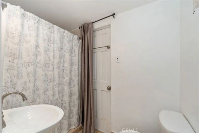 35208 Walnut St, Barstow, CA 92311