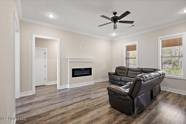 706 Magnolia Point Circle, Pearl, MS 39208