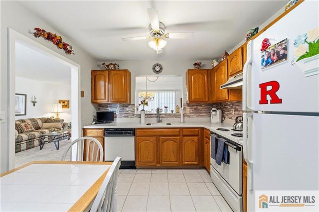 853 Ardmore Road 853A, Monroe, NJ 08831