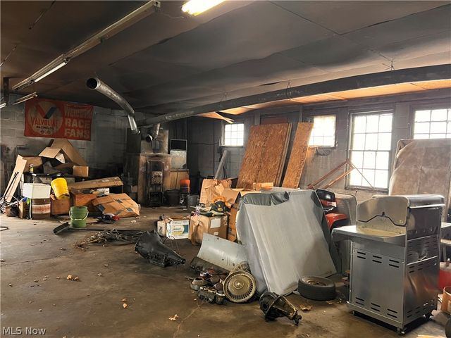 189 W Martin Street, East Palestine, OH 44413