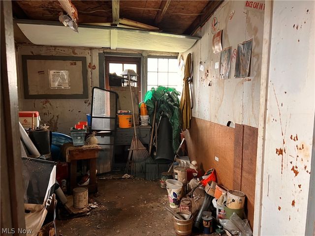 189 W Martin Street, East Palestine, OH 44413