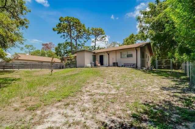 1109 E ROHE STREET A & B, Tarpon Springs, FL 34689
