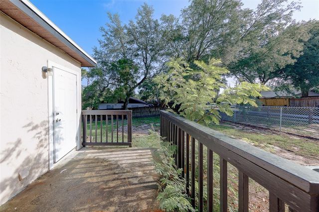 1109 E ROHE STREET A & B, Tarpon Springs, FL 34689