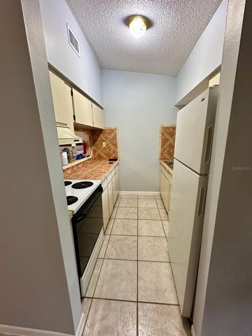 1109 E ROHE STREET A & B, Tarpon Springs, FL 34689