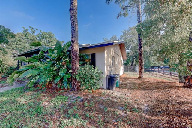 1109 E ROHE STREET A & B, Tarpon Springs, FL 34689