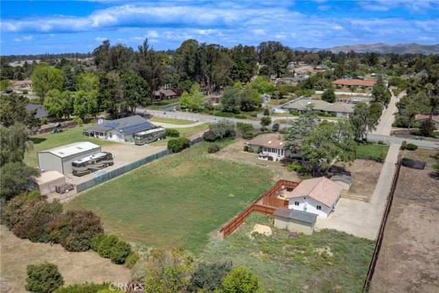 245 N Las Flores, Nipomo, CA 93444