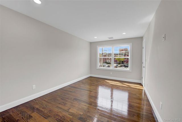 811 Front Street, Hempstead, NY 11550