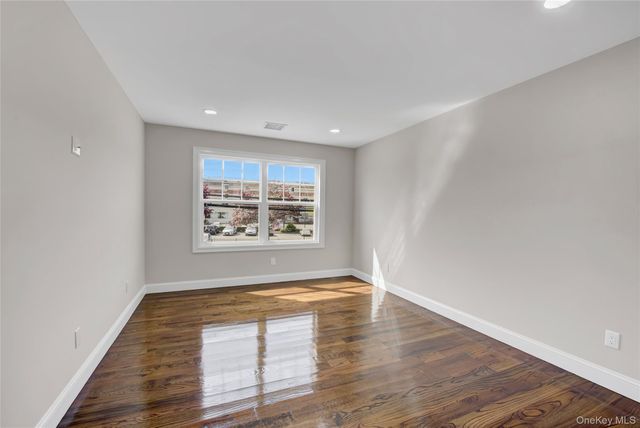 811 Front Street, Hempstead, NY 11550
