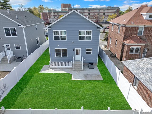 811 Front Street, Hempstead, NY 11550