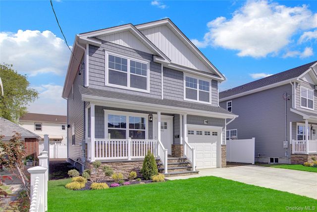 811 Front Street, Hempstead, NY 11550