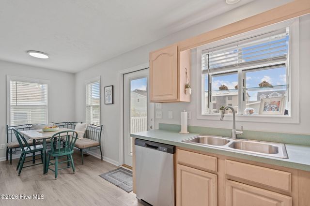 92 E Second Street, Ocean Isle Beach, NC 28469