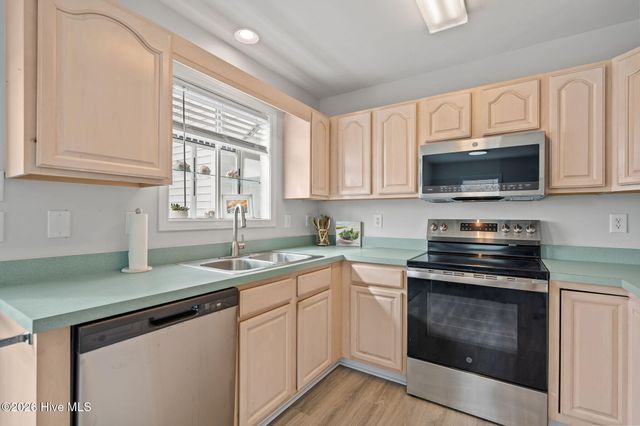 92 E Second Street, Ocean Isle Beach, NC 28469