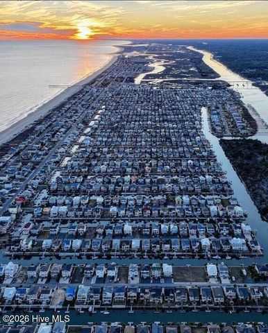 92 E Second Street, Ocean Isle Beach, NC 28469