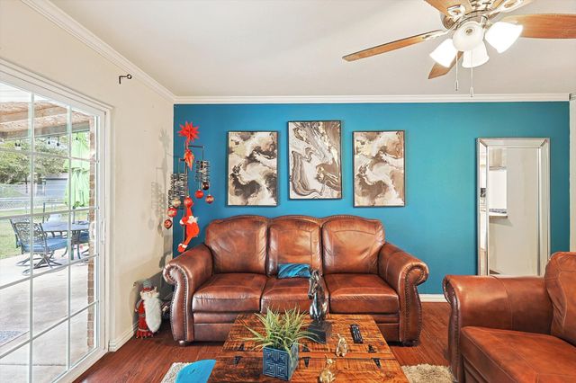 405 Birchwood Circle, Mesquite, TX 75149