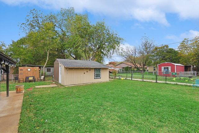 405 Birchwood Circle, Mesquite, TX 75149