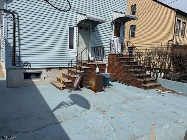 106 N 6Th St 2, Paterson City, NJ 07522