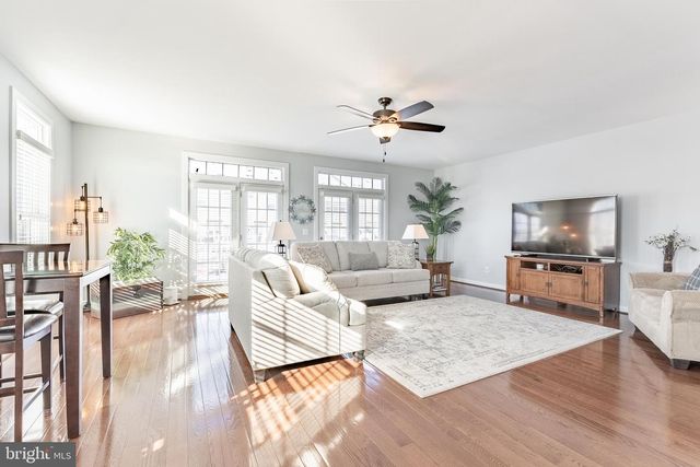 7921 CULLODEN CREST LN, Gainesville, VA 20155