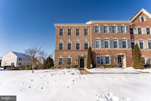 7921 CULLODEN CREST LN, Gainesville, VA 20155