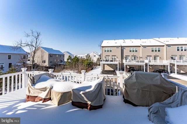 7921 CULLODEN CREST LN, Gainesville, VA 20155