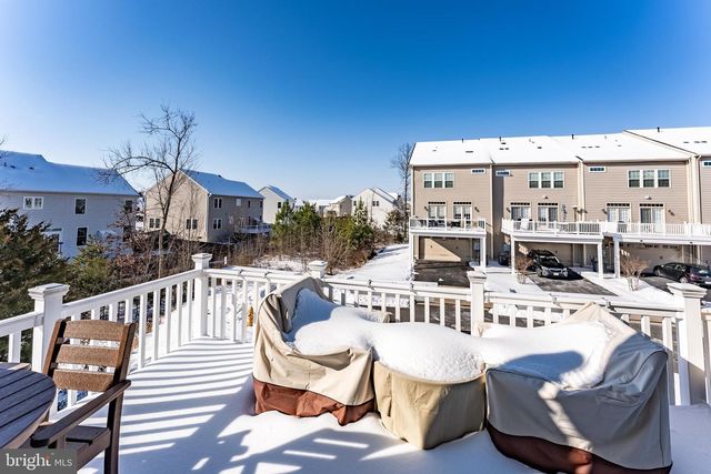 7921 CULLODEN CREST LN, Gainesville, VA 20155