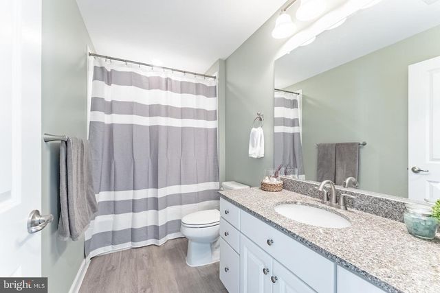 7921 CULLODEN CREST LN, Gainesville, VA 20155