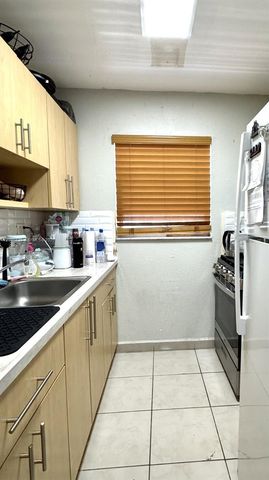 1655 W 44th Pl 211, Hialeah, FL 33012