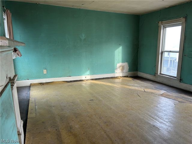 513 Union Street, Martins Ferry, OH 43935