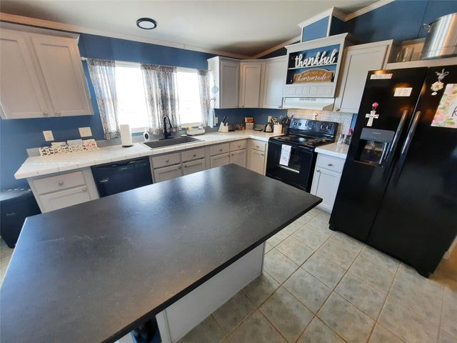 3160 Pettytown RD, Dale, TX 78616