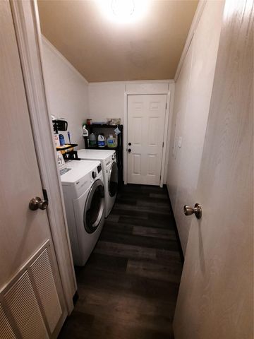 3160 Pettytown RD, Dale, TX 78616