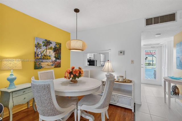 3431 NW 50th Ave 110, Lauderdale Lakes, FL 33319