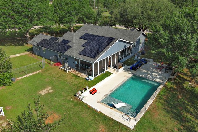 569 McAllister RD, Bastrop, TX 78602