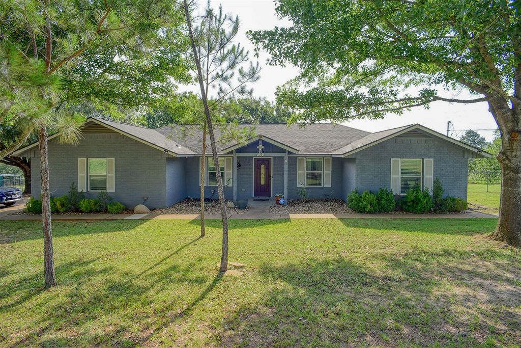 569 McAllister RD, Bastrop, TX 78602