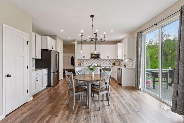 1049 Fabel Lane, Waconia, MN 55387
