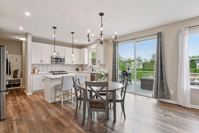 1049 Fabel Lane, Waconia, MN 55387