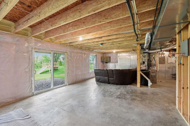 1049 Fabel Lane, Waconia, MN 55387