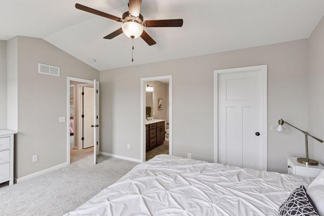 1049 Fabel Lane, Waconia, MN 55387
