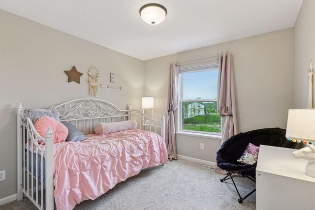 1049 Fabel Lane, Waconia, MN 55387