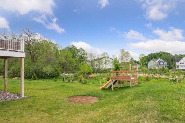 1049 Fabel Lane, Waconia, MN 55387