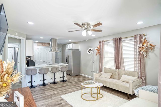1827 Dunlap Avenue, East Point, GA 30344