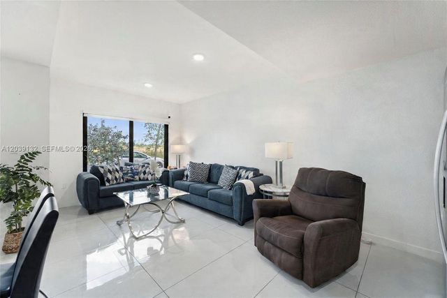 14590 SW 260th Street, Homestead, FL 33032