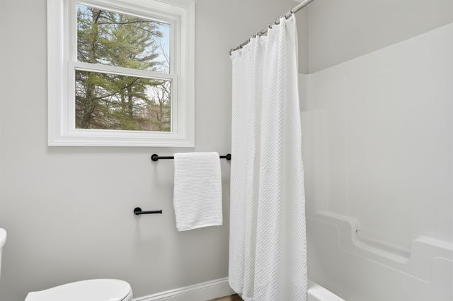 50 Woodridge Road, Danville, NH 03826