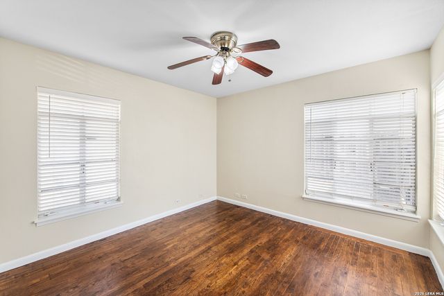 119 Ewing, San Antonio, TX 78201