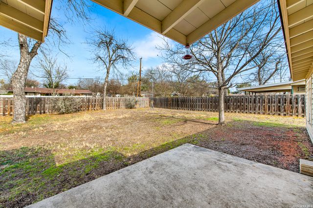 119 Ewing, San Antonio, TX 78201