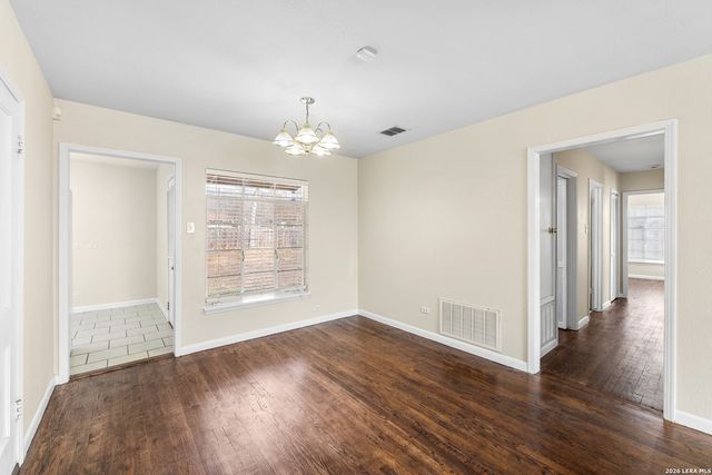 119 Ewing, San Antonio, TX 78201