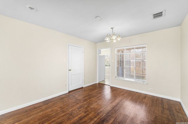 119 Ewing, San Antonio, TX 78201