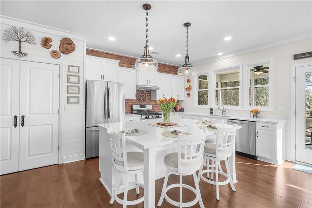 1062 Refuge Court NE, Townsend, GA 31331