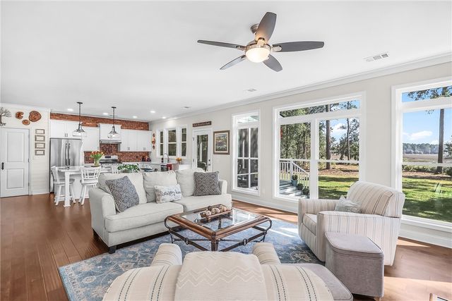 1062 Refuge Court NE, Townsend, GA 31331